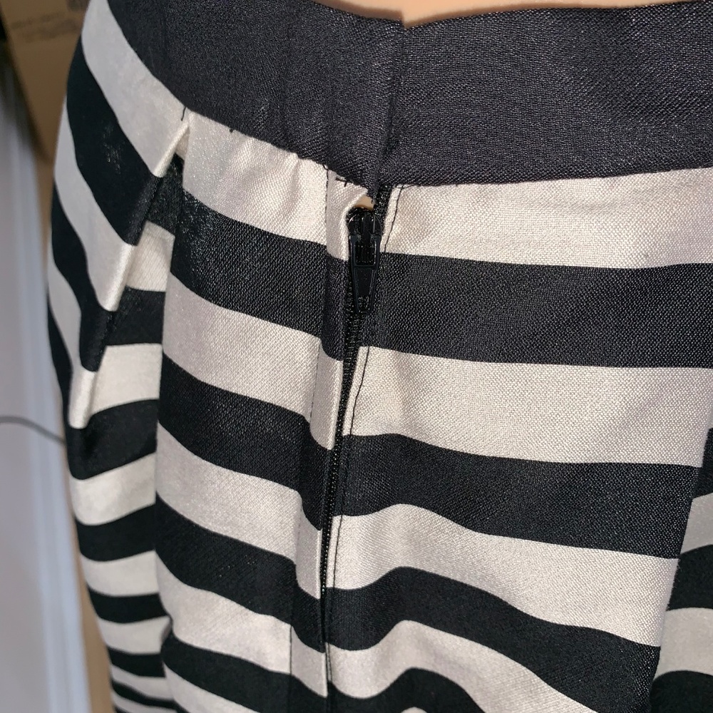 H&M SKIRT SIZE 14 BLACK, IVORY - Picture 4 of 4